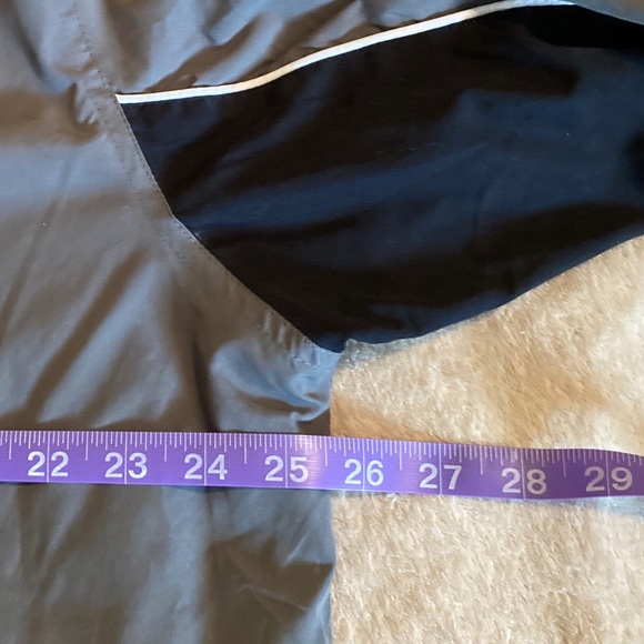 Reebok Lined Windbreaker Jacket Unisex Gray Black - Picture 5 of 13